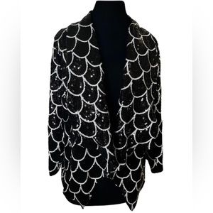 Lumiere Black and White fish scale pattern Sequin Kimono Blazer.